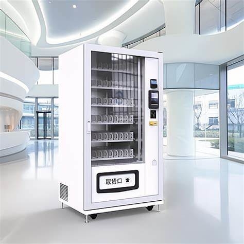 Selbstbedienungsmaschine für Flughäfen mit Reiseangeboten - freundliche Snacks und Getränke