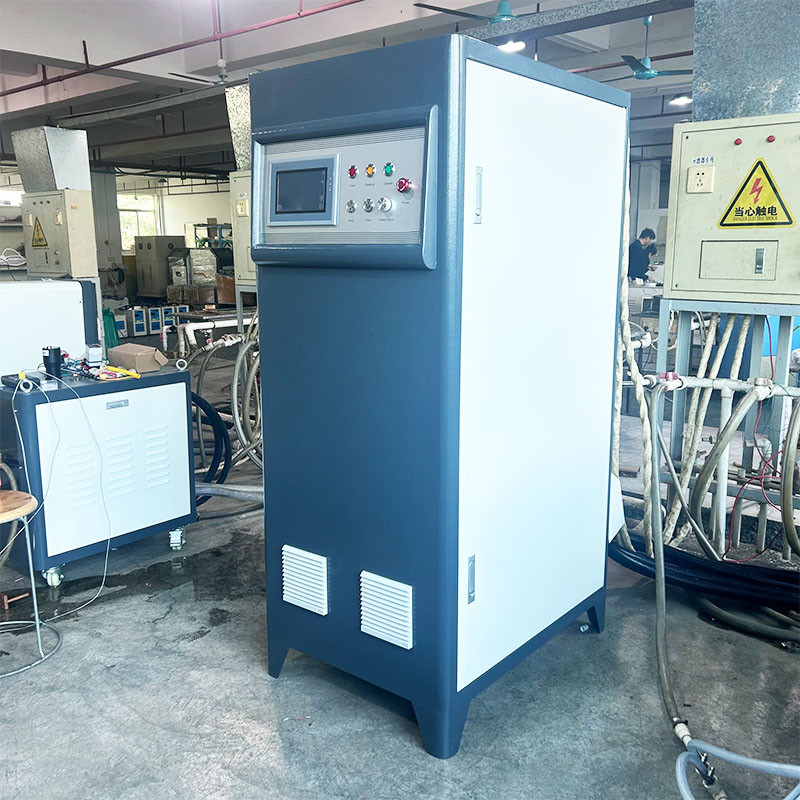 Individuell angepasster Schmelzofen aus Edelstahl für die Ultra-Hochfrequenz-Induktionsheizmaschine mit 60 kW Ausgangsleistung