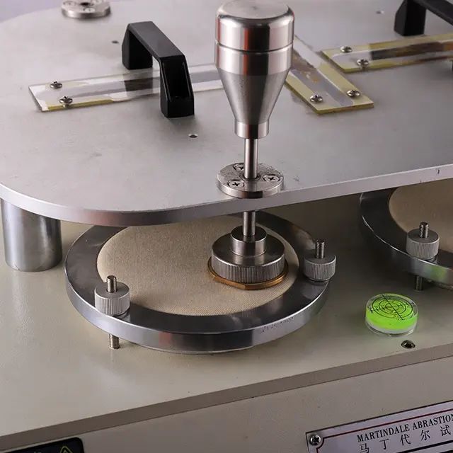 ISO 12947-2 Martindale Abrasions- und Pilling-Tester für Textilwiderstandsprüfmaschine