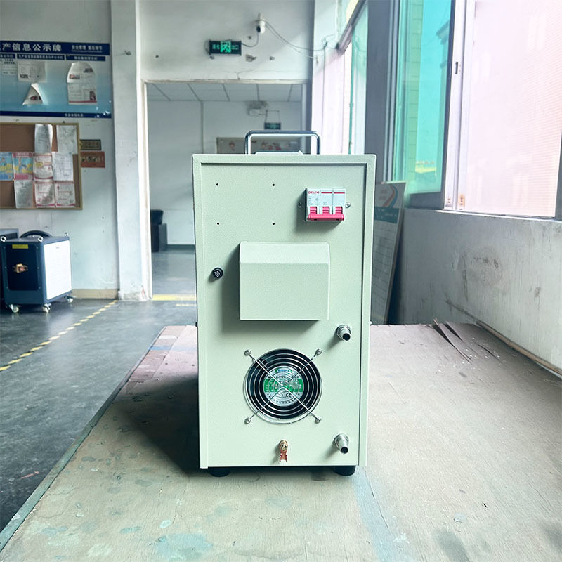 Mittelfrequenz-Induktionswärme-Schmiede-Maschine für Metallstange Schrauben- und Nussheizung mit Stahlmotor- und Pumpenkernkomponenten