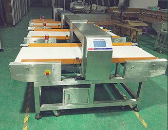 Automatische Metalldetektormaschine aus lebensmittelechtem Edelstahl für Snacks, Lebensmittelinspektions-Produktionslinie
